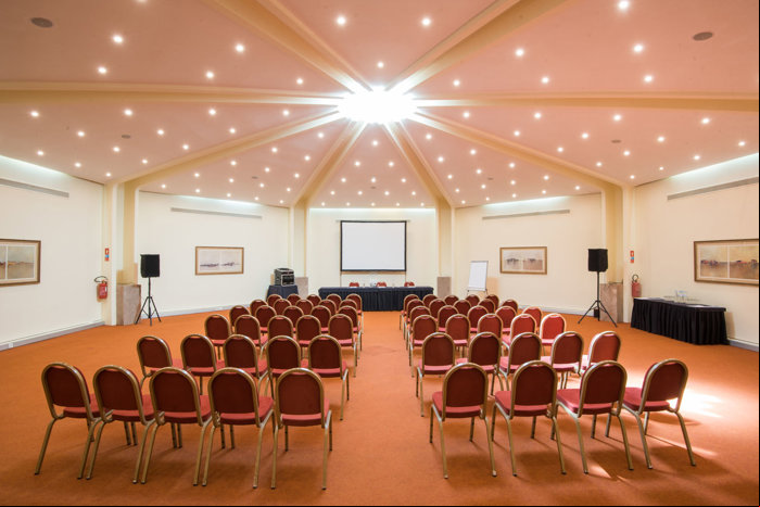 Hotel Vila Galé Ampalius - Sala de Reuniões